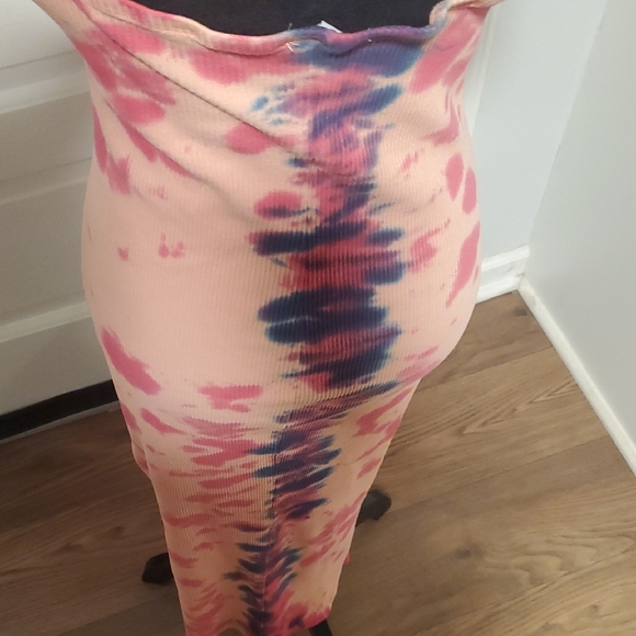 Fashion Nova Pink and Blue Tie-Dye Maxi Dress - Picture 8 of 9